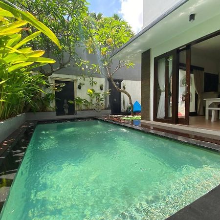 Villa Mayu Dedaries Seminyak Eksteriør billede